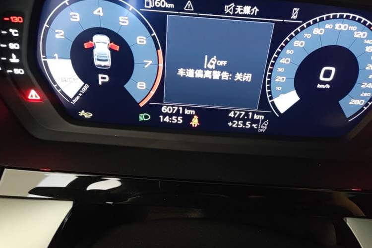 Used Audi A3 2025 A3L Limousine 35TFSI Prestige Edition Odometer Close Up