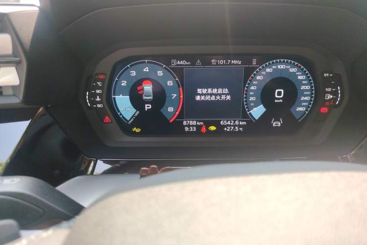 Used Audi A3 2025 A3L Limousine 35TFSI Prestige Edition Odometer Close Up