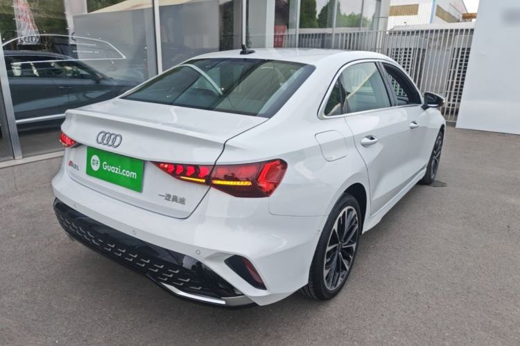 Used Audi A3 2025 A3L Limousine 35TFSI Prestige Edition + Luxury Selection Package Rear Right 45 Deg
