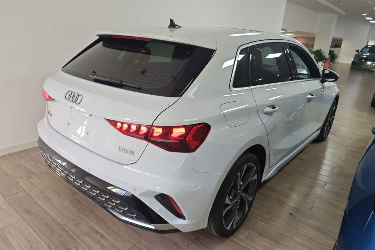 Used Audi A3 2025 Sportback 35TFSI Prestige Edition Rear Right 45 Deg