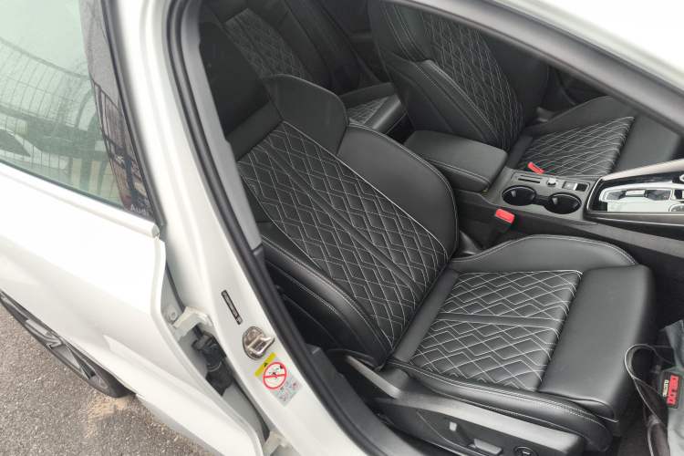 Used Audi A3 2025 Sportback 35TFSI Prestige Edition Right Front Seat