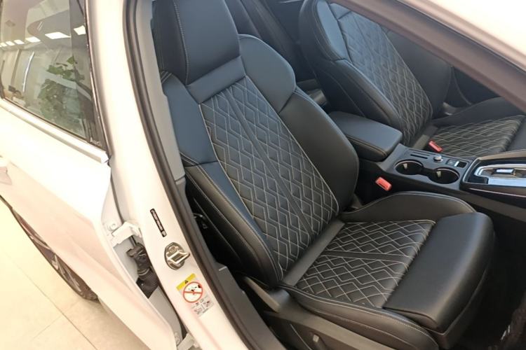 Used Audi A3 2025 Sportback 35TFSI Prestige Edition Right Front Seat
