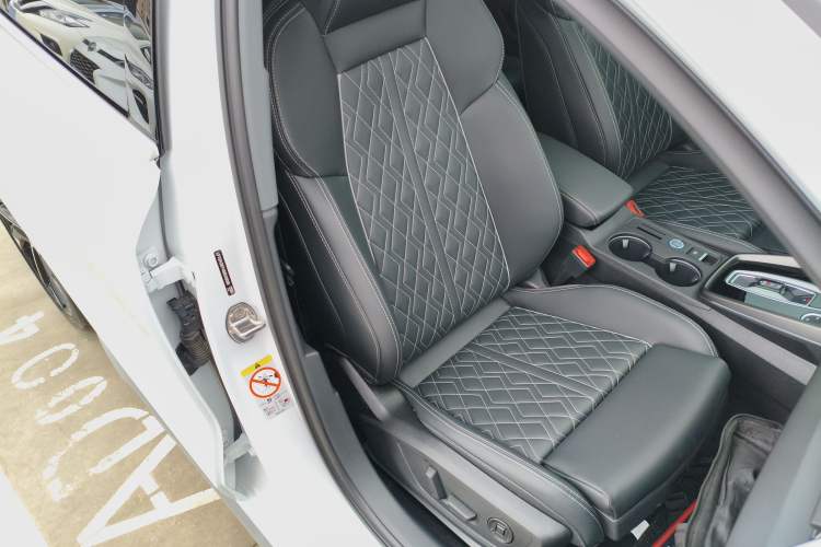 Used Audi A3 2025 A3L Limousine 35TFSI Prestige Edition Right Front Seat