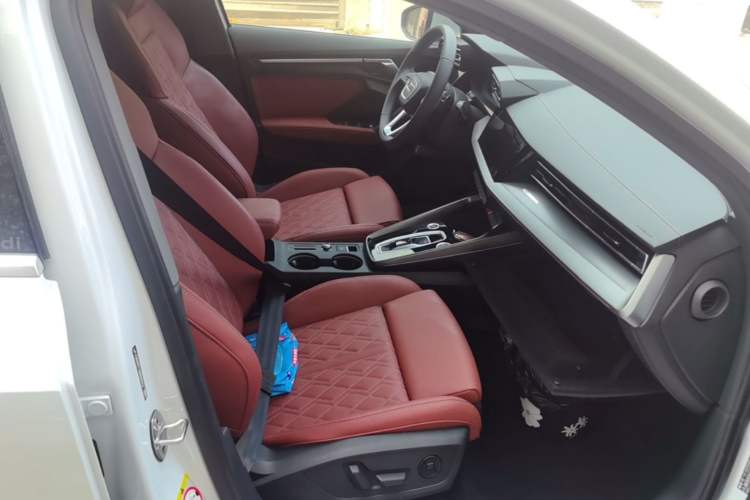 Used Audi A3 2025 Sportback 35TFSI Prestige Edition Right Front Seat