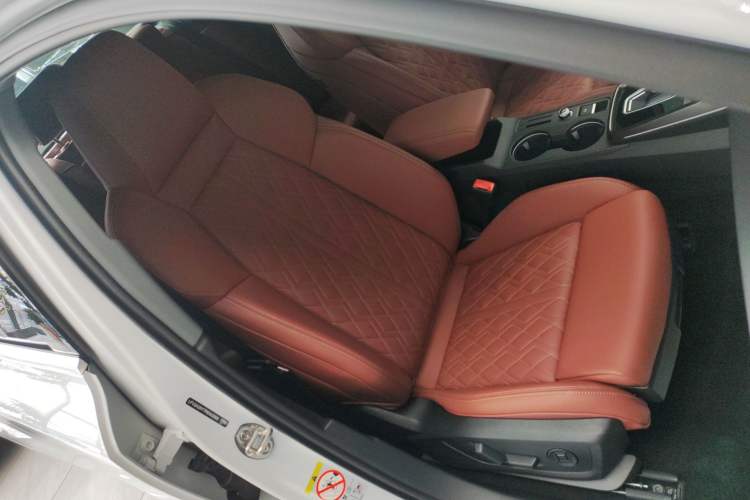 Used Audi A3 2025 A3L Limousine 35TFSI Prestige Edition Right Front Seat