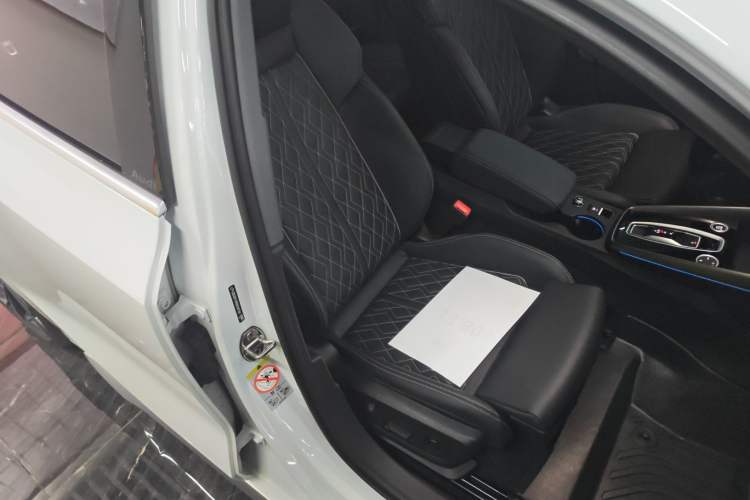 Used Audi A3 2025 Sportback 35TFSI Prestige Edition Right Front Seat