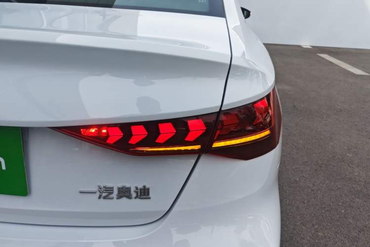 Used Audi A3 2025 A3L Limousine 35TFSI Prestige Edition + Luxury Selection Package Right Rear Taillight