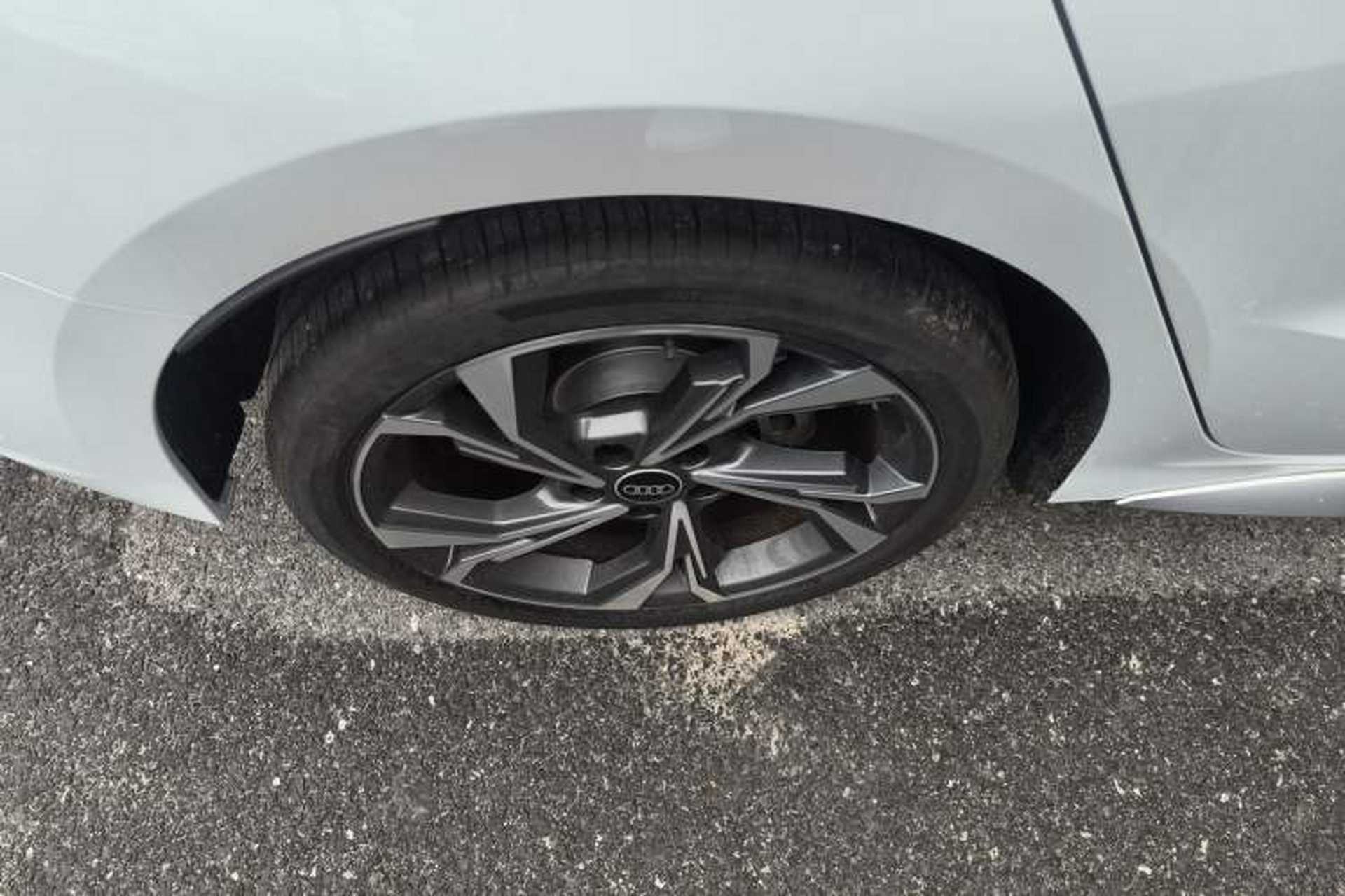Used Audi A3 2025 Sportback 35TFSI Prestige Edition Right Rear Wheel Hub