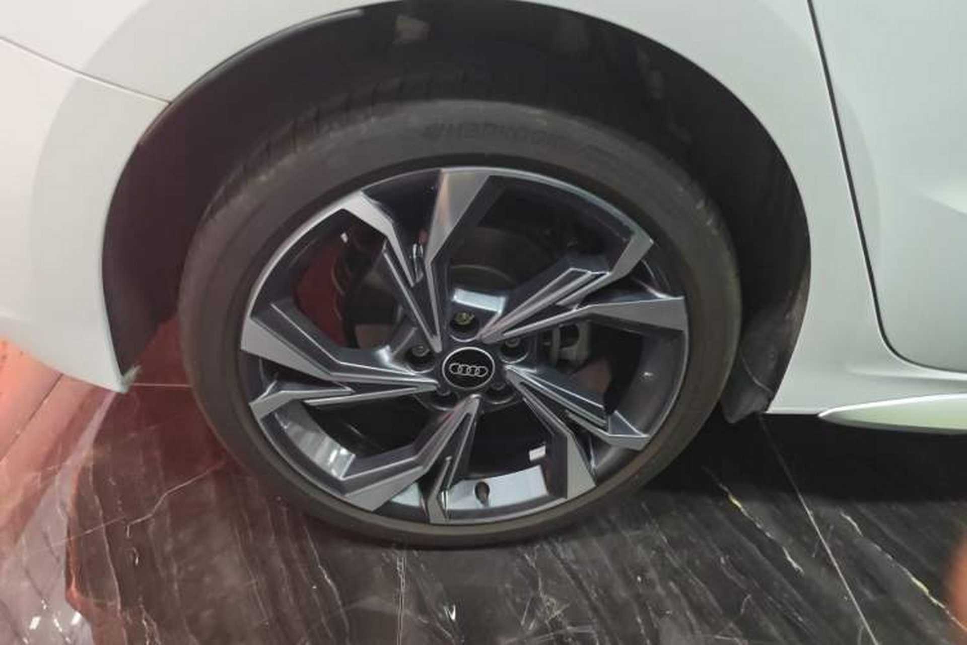 Used Audi A3 2025 Sportback 35TFSI Prestige Edition Right Rear Wheel Hub
