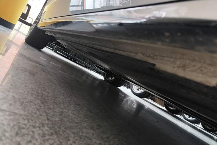 Used Audi A3 2025 A3L Limousine 35TFSI Prestige Edition + Luxury Selection Package Right Side Sill