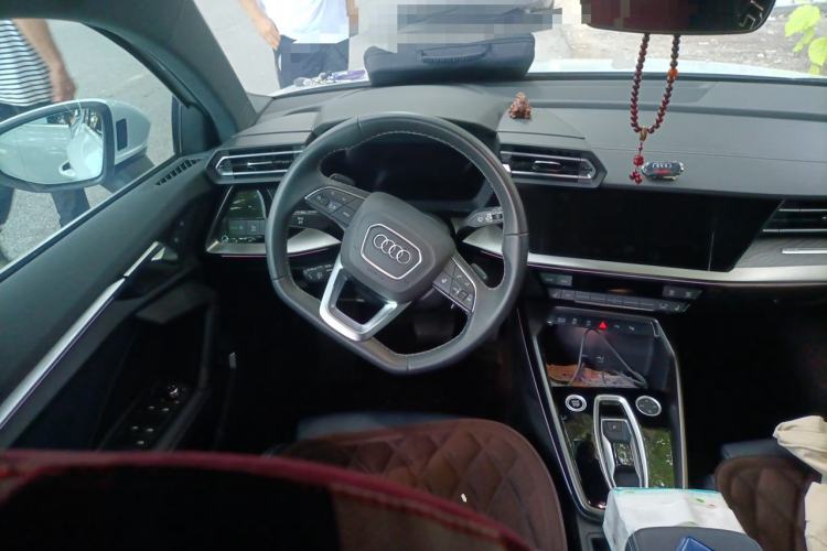 Used Audi A3 2025 Sportback 35TFSI Prestige Edition + Luxury Selection Package Steering Wheel