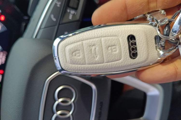 Used Audi A3 2025 Sportback 35TFSI Prestige Edition Vehicle Key