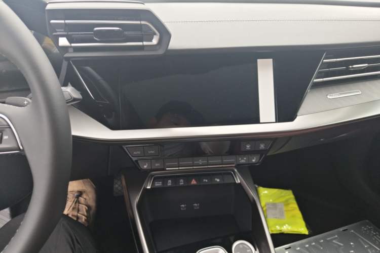 Used Audi A3 2026 Sportback 35 TFSI Prestige Edition + Luxury Selection Package Audio And AC Panel