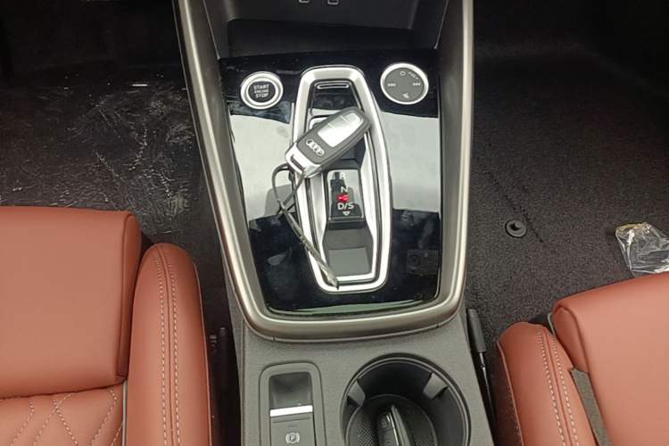 Used Audi A3 2026 Sportback 35 TFSI Prestige Edition Gear Lever
