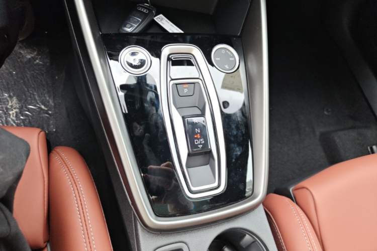 Used Audi A3 2026 A3L Limousine 35 TFSI Prestige Edition Gear Lever