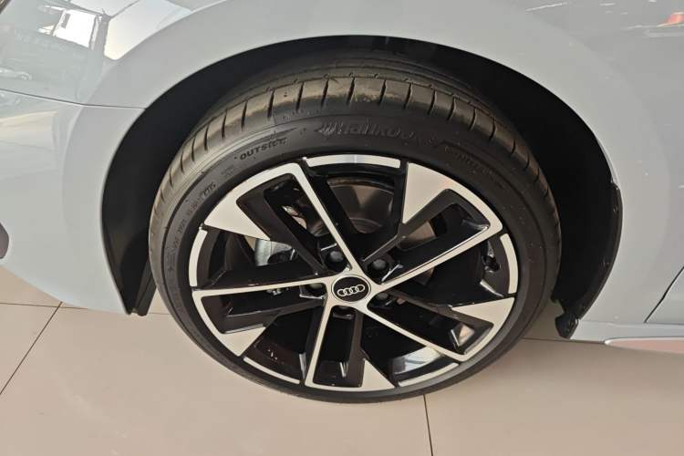 Used Audi A3 2026 A3L Limousine 35 TFSI Prestige Edition Left Front Wheel Hub