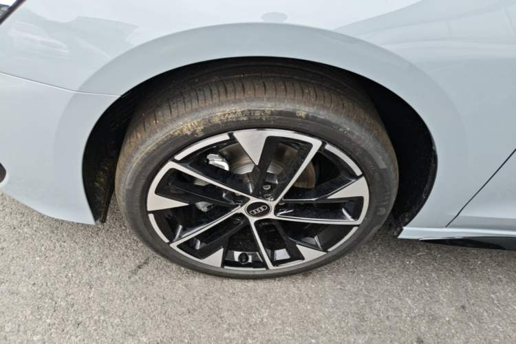 Used Audi A3 2026 A3L Limousine 35 TFSI Prestige Edition Left Front Wheel Hub