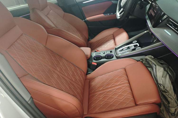 Used Audi A3 2026 A3L Limousine 35 TFSI Prestige Edition Right Front Seat