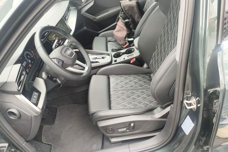 Used Audi A3 2026 A3L Limousine 35 TFSI Prestige Edition Left Front Seat