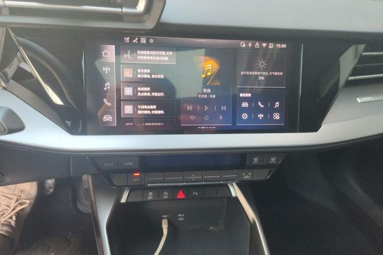 Used Audi A3 2026 Sportback 35 TFSI Prestige Edition Audio And AC Panel