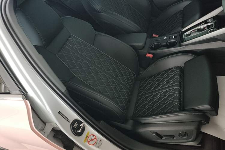 Used Audi A3 2026 Sportback 35 TFSI Prestige Edition Right Front Seat