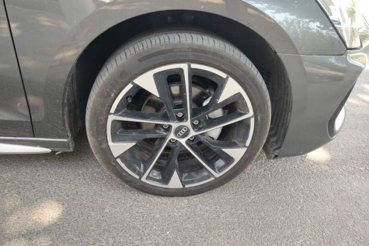 Used Audi A3 2026 A3L Limousine 35 TFSI Prestige Edition Right Front Wheel Hub