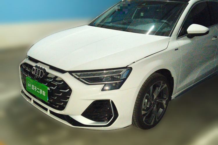 Used Audi A3 2026 Sportback 35 TFSI Prestige Edition Guazi used car, China used car export, Used car for sale, Used cars, Cheapest cars for sale