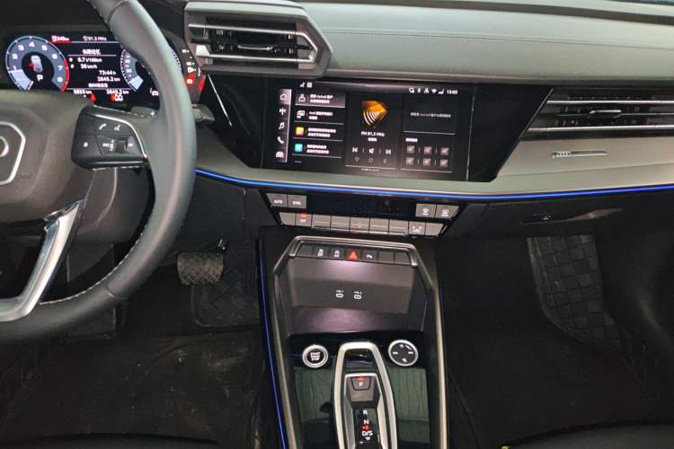 Used Audi A3 2026 Sportback 35 TFSI Prestige Edition Audio And AC Panel