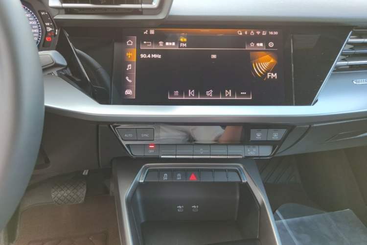 Used Audi A3 2026 Sportback 35 TFSI Enjoyment Edition Audio And AC Panel
