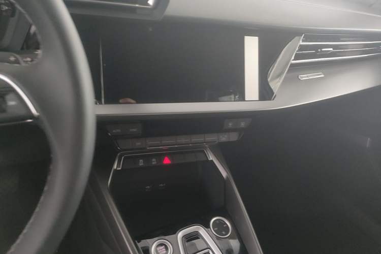Used Audi A3 2026 A3L Limousine 35 TFSI Enjoyment Edition Audio And AC Panel