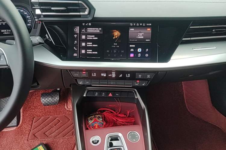 Used Audi A3 2026 A3L Limousine 35 TFSI Prestige Edition Audio And AC Panel