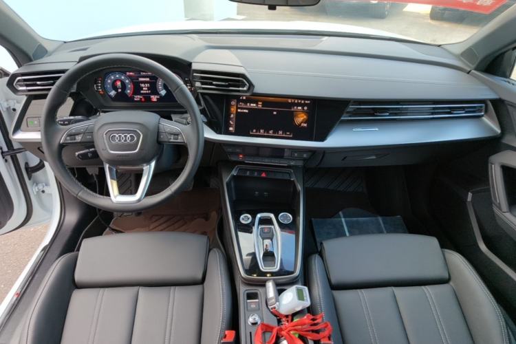 Used Audi A3 2026 Sportback 35 TFSI Enjoyment Edition Center Console