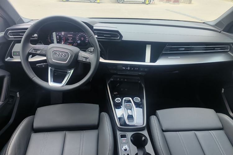 Used Audi A3 2026 A3L Limousine 35 TFSI Enjoyment Edition Center Console