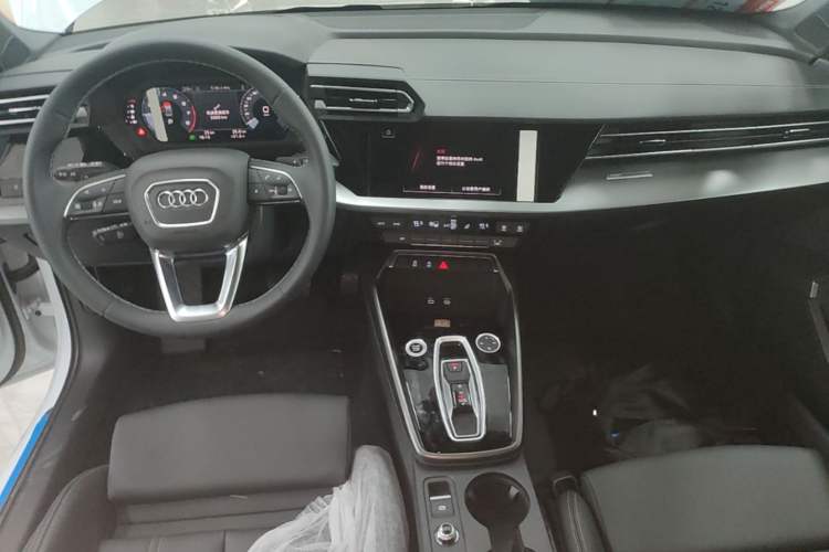 Used Audi A3 2026 A3L Limousine 35 TFSI Enjoyment Edition Center Console