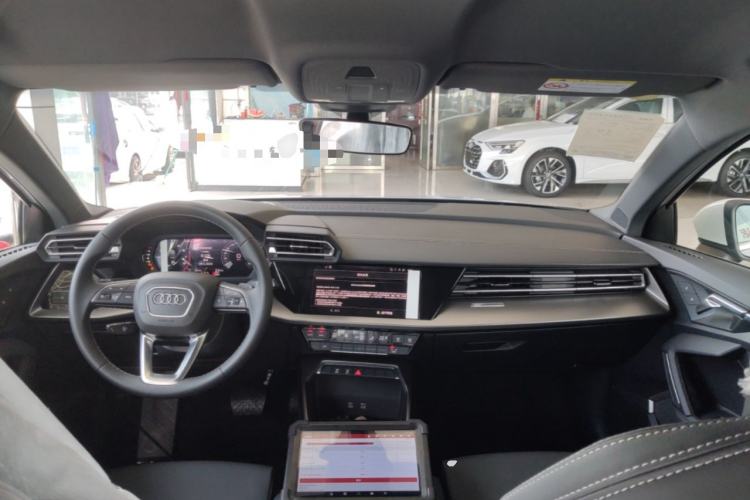 Used Audi A3 2026 A3L Limousine 35 TFSI Enjoyment Edition Center Console