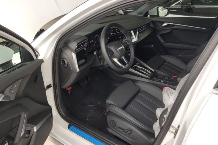 Used Audi A3 2026 A3L Limousine 35 TFSI Enjoyment Edition Driver Seat
