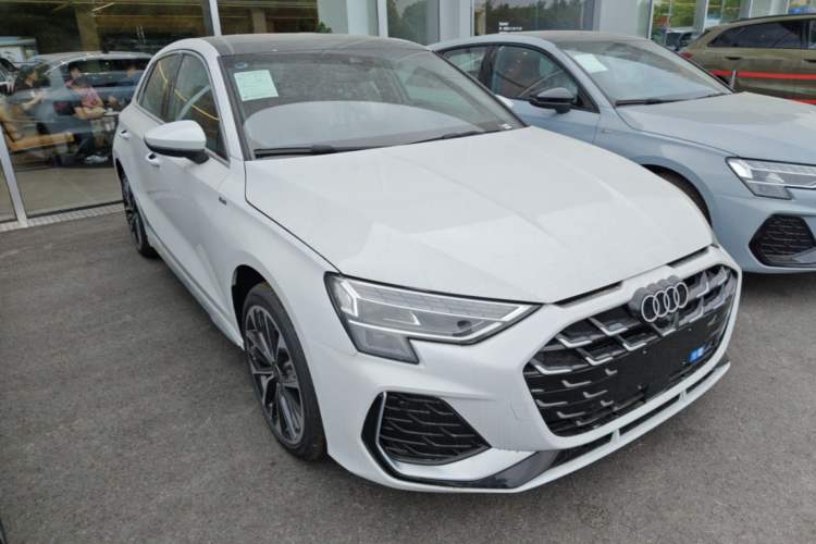 Used Audi A3 2026 Sportback 35 TFSI Prestige Edition Front Right 45 Deg
