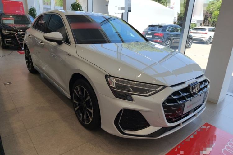 Used Audi A3 2026 Sportback 35 TFSI Enjoyment Edition Front Right 45 Deg