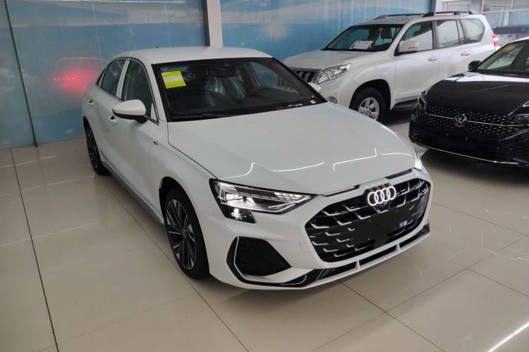 Used Audi A3 2026 A3L Limousine 35 TFSI Enjoyment Edition Front Right 45 Deg