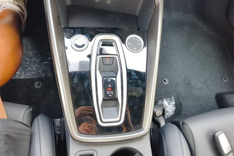 Used Audi A3 2026 A3L Limousine 35 TFSI Enjoyment Edition Gear Lever
