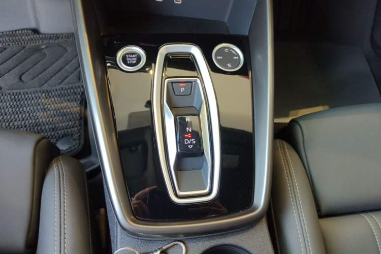 Used Audi A3 2026 Sportback 35 TFSI Enjoyment Edition Gear Lever