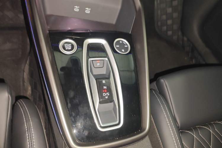 Used Audi A3 2026 Sportback 35 TFSI Prestige Edition Gear Lever