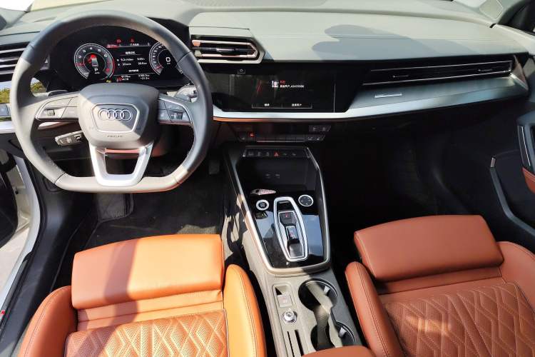 Used Audi A3 2026 A3L Limousine 35 TFSI Prestige Edition + Luxury Selection Package Gear Lever
