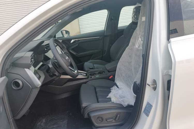 Used Audi A3 2026 A3L Limousine 35 TFSI Enjoyment Edition Left Front Seat