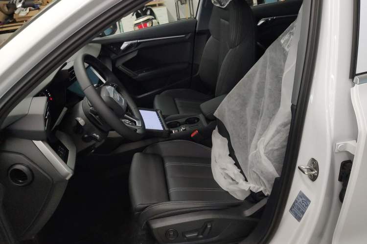 Used Audi A3 2026 A3L Limousine 35 TFSI Enjoyment Edition Left Front Seat