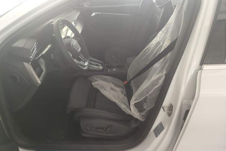 Used Audi A3 2026 A3L Limousine 35 TFSI Enjoyment Edition Left Front Seat