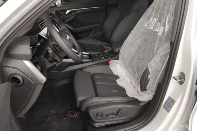 Used Audi A3 2026 A3L Limousine 35 TFSI Enjoyment Edition Left Front Seat