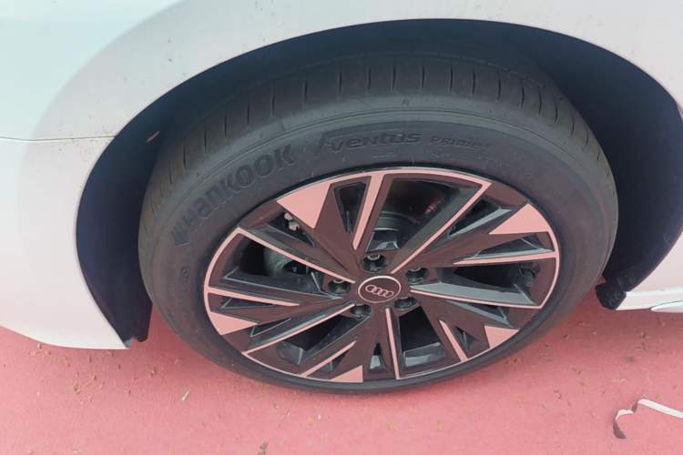 Used Audi A3 2026 A3L Limousine 35 TFSI Enjoyment Edition Left Front Wheel Hub