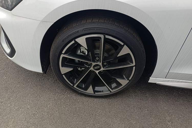 Used Audi A3 2026 A3L Limousine 35 TFSI Prestige Edition Left Front Wheel Hub
