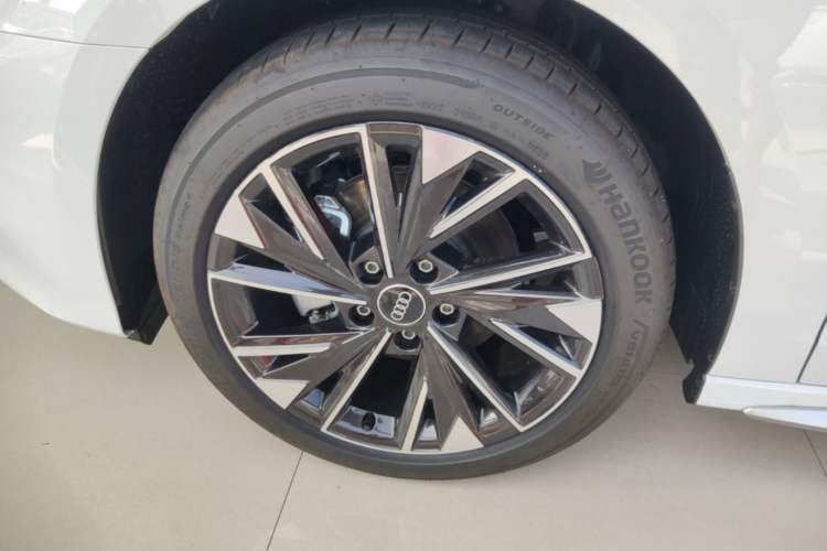 Used Audi A3 2026 A3L Limousine 35 TFSI Enjoyment Edition Left Front Wheel Hub